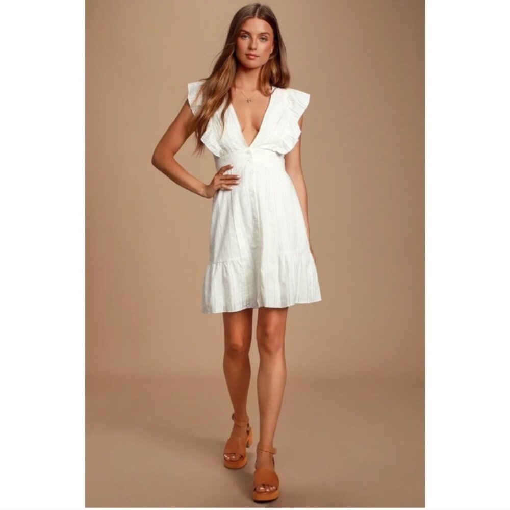 END OF SEASON SALE❗️》LULUS 🤍 White Flutter Sleeve Button Down Mini Dress